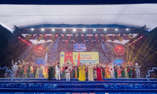 KỶ NIỆM 100 NĂM NGÀY TRUYỀN THỐNG TỔNG CÔNG TY BA SON VÀ ĐÓN NHẬN HUÂN CHƯƠNG BẢO VỆ TỔ QUỐC HẠNG NHẤT