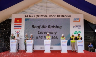 LỄ CẤT NÓC DỰ ÁN LẮP ĐẶT BỒN NAPHTHA CỦA POSCO E & C