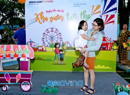 TỔ CHỨC TRUNG THU CHO CÁC BÉ TRƯỜNG MẦM NON HOA SEN