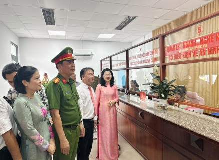 Công an phường Bà Rịa ra mắt Bộ phận Một cửa phục vụ người dân, doanh nghiệp