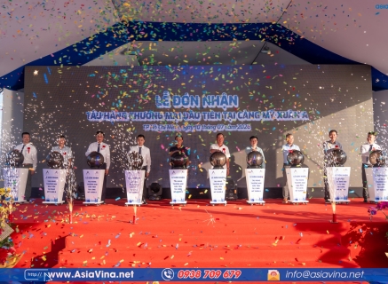 Asia Vina đồng hành tổ chức thành công Lễ đón nhận tàu hàng thương mại đầu tiên tại Cảng Mỹ Xuân A