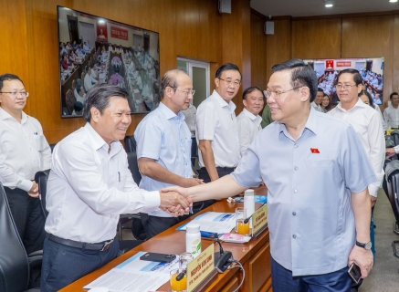 Chủ tịch Quốc hội Vương Đình Huệ làm việc với Ban Thường vụ Tỉnh ủy Bà Rịa - Vũng Tàu