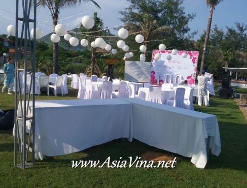 TỔ CHỨC ĐÁM CƯỚI BÊN BỜ BIỂN TẠI LONG HẢI